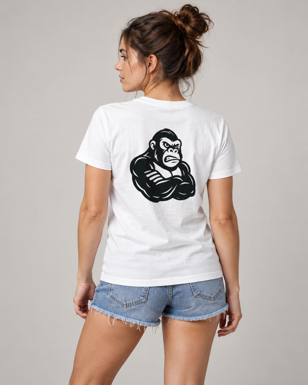 Gorilla Hero — fotografía de catálogo, vista trasera sobre modelo